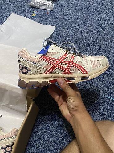 сумки новые: Кроссовки, 41, Asics, Новый, цвет - Бежевый — 1