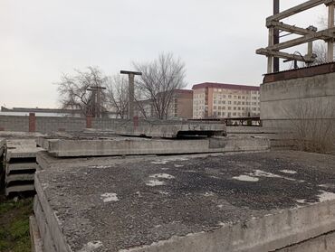 Другие строительные блоки: Продаю плиты, региля Региля 12м 1шт - 50000 сом в наличии 28шт Плиты — 5