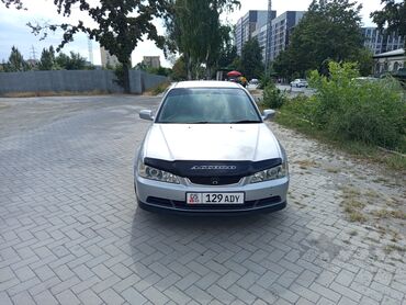 автомобиль для продажи: Honda Accord: 2001 г., 1.8 л, Механика, Бензин, Седан