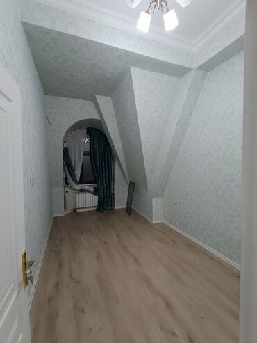 Uzunmüddətli kirayə mənzillər: Sumqayıt şəhəri Bulvar Mirvaridən qanuni 3 otaqlı mənzil boş vəziyətdə — 25