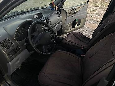 обмен на квартиры: Mitsubishi Space Star: 2001 г., 1.6 л, Механика, Бензин, Универсал — 6