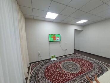 2 комнатные квартиры в бишкеке продажа: 2 комнаты, 36 м², 106 серия, 1 этаж, Евроремонт