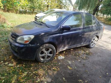 Toyota: Toyota Vitz / Platz / Yaris / Echo: 1.5 л, Автомат, Бензин, Седан