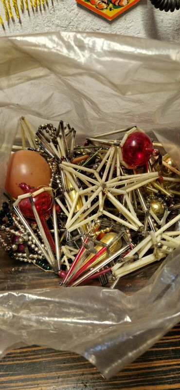 Yeni il oyuncaqları və bəzəkləri: Елочные игрушки стеклянные ссср и гдр маленкие по 2аз круглые по 3аз — 19