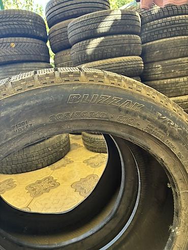 vrx: Пара зимних шин Bridgestone Blizzak VRX2 РАЗНОПАРКА - Размер: 205/50 — 2