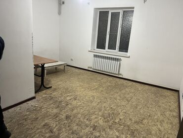 бартер на квартиру: Студия, Менчик ээси, Чогуу жашоосу жок, Жарым -жартылай эмереги бар