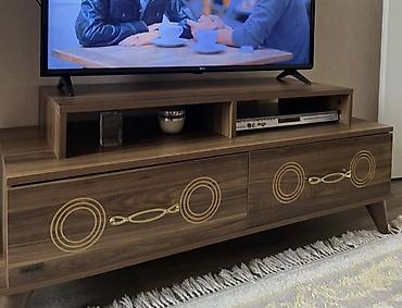 dizustu masa: Saloglu tv alti əla veziyetde mdf qalin agir materyaldan 109 ekran tv — 1