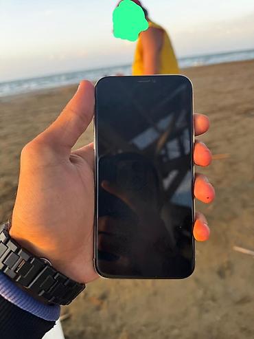 Apple iPhone: IPhone X, 64 GB, Gümüşü — 2