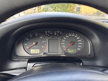 Volkswagen: Volkswagen Passat: 1998 г., 1.8 л, Механика, Бензин, Седан — 2