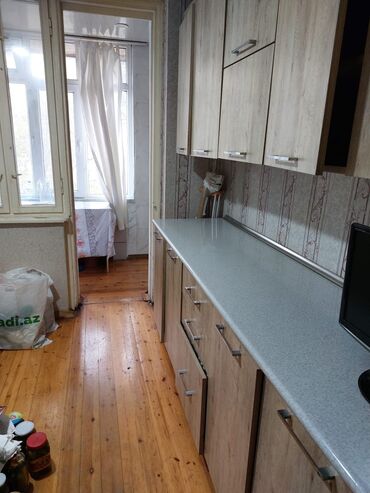 Köhnə tikili: * Mənzil 2 otaqdan 3 otağa artırılıb, mətbəx eyvana keçirilib, orta — 5