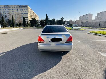 Nissan: B A R T E R__ maşın yaponkadı. mator sepnəndi. ekanom maşındı. Trasda — 9