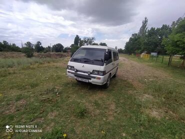 машина mitsubishi: Mitsubishi L300: 1991 г., 2 л, Механика, Бензин, Минивэн