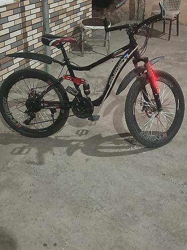 velosiped 32: Dağ/şosse tipli universal velosiped - Ölçü: təxminən 24" təkərlər — 1