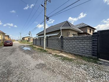 Sale of cottages and houses: СРОЧНО 🚨 СОБСТВЕННИК Кудайберген ДОМ БОЛЬШОЙ 130 квадрат Угловой — 13