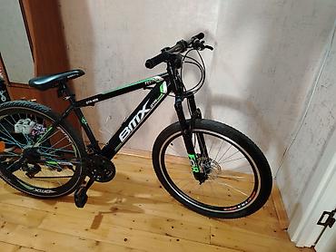İdman velosipedləri: BMX GTR-906 dağ velosipedi. 
Təzədir — 3