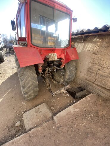 Тракторы МТЗ (Беларус): Модель: 82 экспортный, Б/у, 1995 г., С пресс-подборщиком — 8