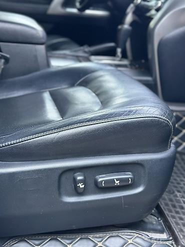 lend cruzer: Toyota Land Cruiser: 2014 г., 4.6 л, Автомат, Газ, Внедорожник — 10