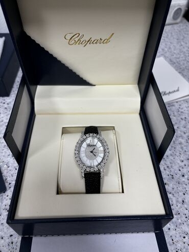 карманный часы: Продаю часы Chopard. Золото 585пр 24гр. Бриллианты 1.5ct. Ремешок кожа