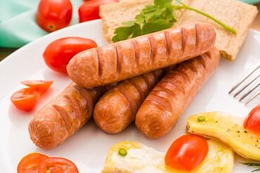 Ət: It pisiy üçün sosis kolbasa var kiloynan satılır isteyen whatsapa
