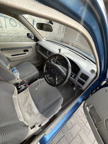 Mazda: Mazda Demio: 1997 г., 1.3 л, Автомат, Бензин, Минивэн