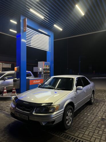 Toyota: Toyota Camry: 2000 г., 2.2 л, Автомат, Бензин, Седан — 3