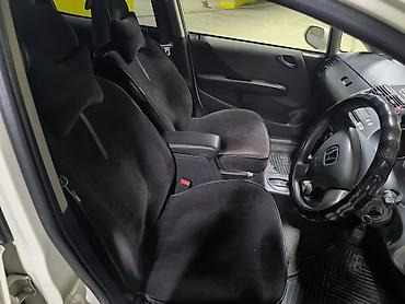 Honda: Honda Fit: 2002 г., 1.3 л, Вариатор, Бензин — 5