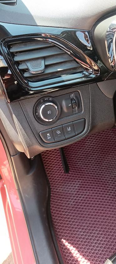 расырочка машина: Chevrolet Spark: 2017 г., 1 л, Автомат, Бензин, Хэтчбэк — 8