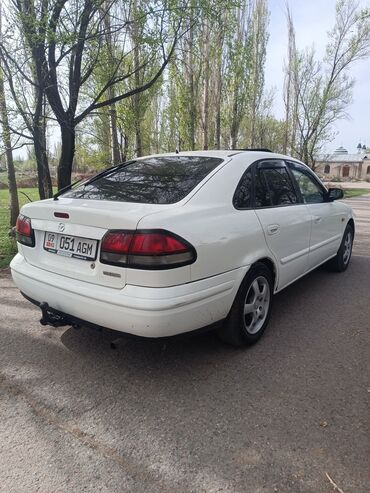 Mazda: Mazda 626: 1998 г., 1.8 л, Механика, Газ, Хэтчбэк