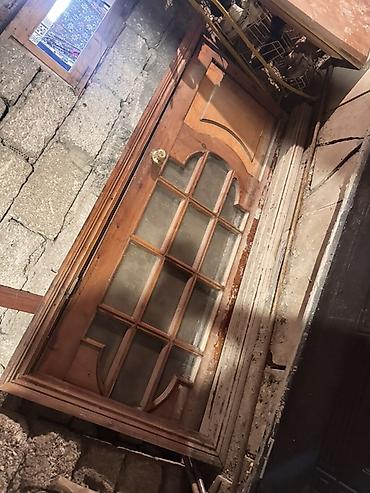 Taxta və metal qapılar dəsti kiraye ev tiken heyetde otqq tikenlere