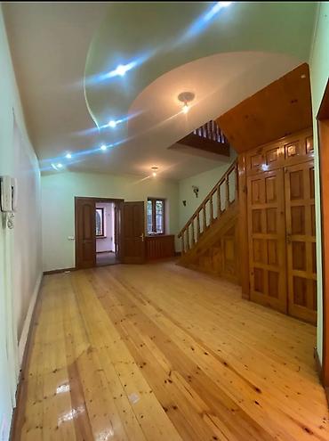 Долгосрочная аренда домов: 400 м², 9 комнат — 21