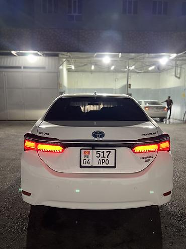 rd 1: Toyota Corolla: 2018 г., 1.8 л, Автомат, Гибрид, Седан — 4