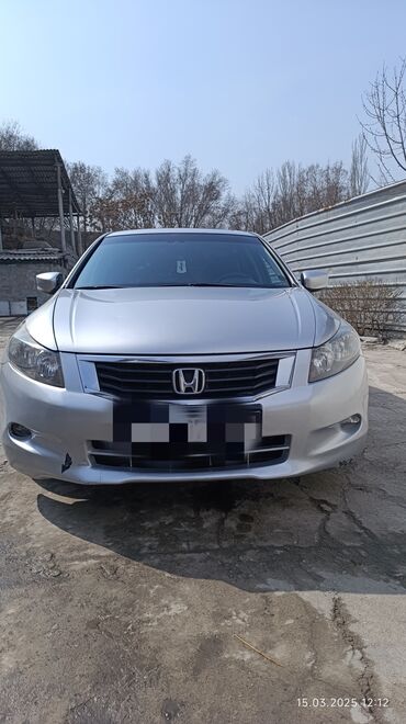 сдача машины в аренду с последующим выкупом: Honda Accord: 2011 г., 2.4 л, Автомат, Бензин, Седан