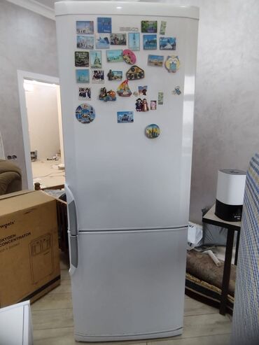 холодильни: Холодильник Beko, Б/у, Двухкамерный, De frost (капельный), 50 * 180 *