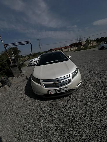 полик 5 д: Chevrolet Volt: 2012 г., Гибрид, Хэтчбэк — 6