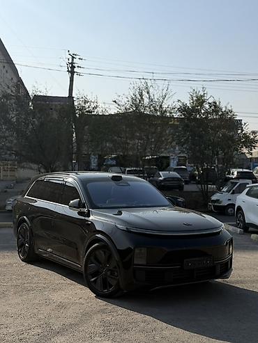 byd han ev: Lixiang L8: 2024 г., 1.5 л, Электромобиль — 1