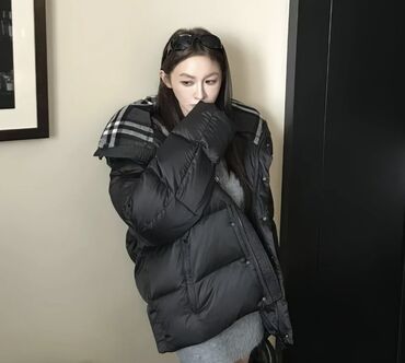 button куртка двухсторонняя: Съемный пуховик Burberry