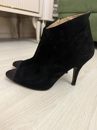 zara каблуки: Ботинки, 37, Zara, Б/у, цвет - Черный, Самовывоз, Платная доставка — 3