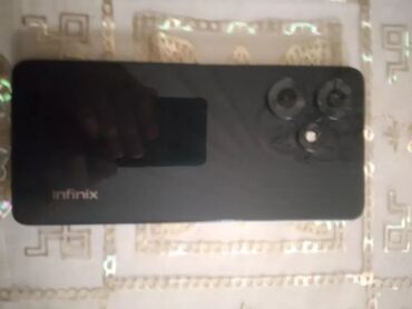 smart telefonlar: Infinix Hot 30, 128 GB