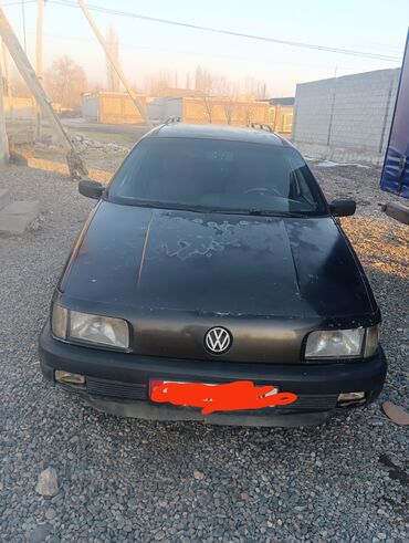 Volkswagen: Volkswagen Passat: 1991 г., 1.8 л, Механика, Бензин, Универсал