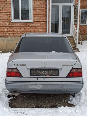 мотор фольцваген: Mercedes-Benz W124: 1994 г., 2 л, Механика, Бензин, Седан