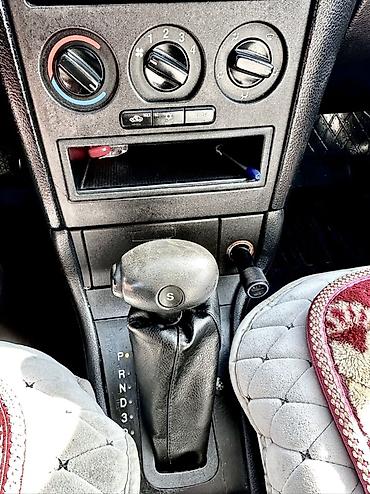 Opel: Opel Astra: 2003 г., 1.6 л, Механика, Бензин, Универсал — 10