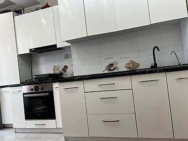 кухонная стенка: В связи с переездом, продаю Корейский Кухонный гарнитур в современном — 3