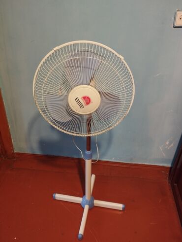 cpu fan: Вентилятор Б/у, Напольный, Лопастной, Нет кредита, Самовывоз