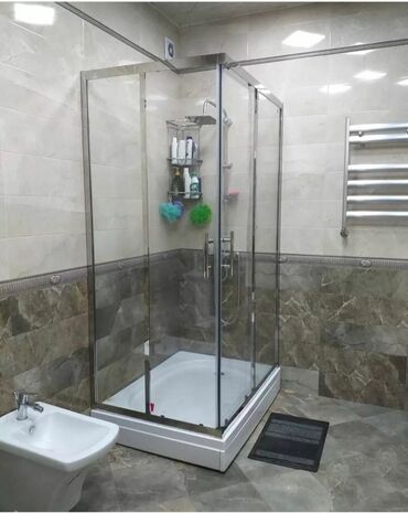 Duş kabinaları, arakəsmələr: Yeni Üstü açıq kabina, Künc üçün, Pulsuz çatdırılma — 19