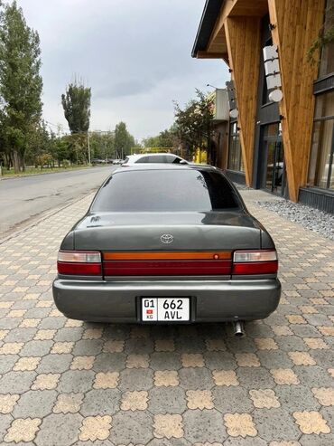 Toyota: Toyota Corolla: 1995 г., 1.5 л, Механика, Бензин, Седан