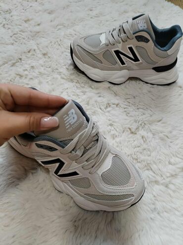 Women's Sneakers and athletic shoes: New Balance, 38, bоја - Siva — 7