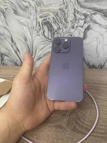 Apple iPhone: IPhone 14 Pro, 128 GB, Deep Purple