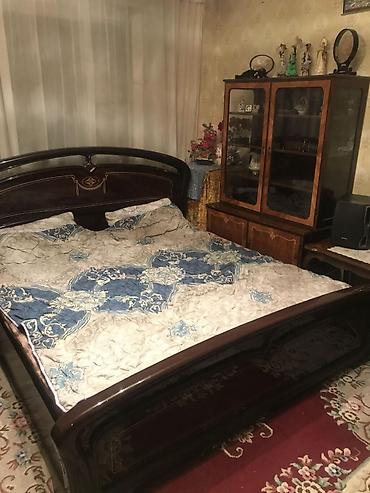 3 бөлмө, Бөкөнбаев / Гоголь көч. Кыймылсыз мүлк агенттиги, Жаныбарлары жок, 1 айдан баштап, 3 айдан баштап, 6 айдан баштап, Жарым -жартылай эмереги бар