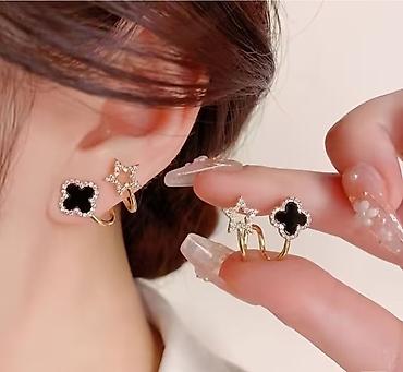 dior saat qiymetleri: Qızılı rəngli klips sırğalar – ulduz və dörd yarpaq yonca dizaynı - — 1