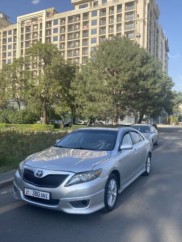авто с последующим выкупом бишкек фит: Toyota Camry: 2011 г., 2.5 л, Автоматические, Газ, Седан